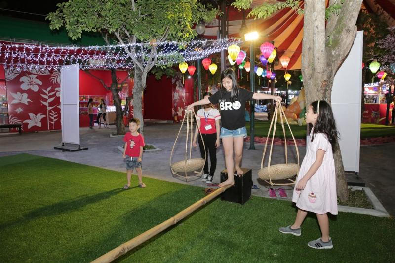 Ăn, chơi, mua sắm đã đời tại lễ hội ẩm thực ở trung tâm Đà Nẵng mùa pháo hoa