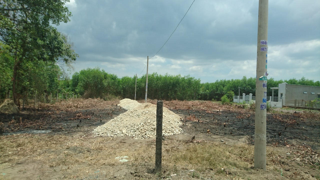 Chợ trời bất động sản ở Đồng Nai: Cần siết chặt dây cương quản lý