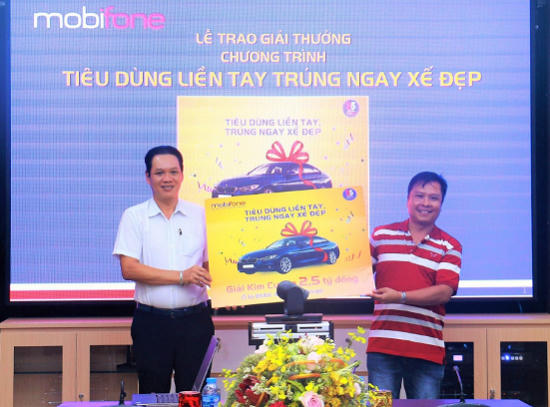 MobiFone trao ôtô BMW trị giá 2,5 tỷ đồng cho khách hàng trúng thưởng