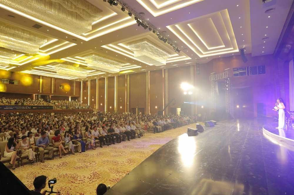 Cùng top 30 mỹ nhân HHVN 2018 trải nghiệm tiện ích 5* tại FLC Quy Nhơn