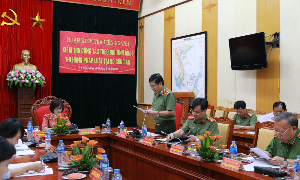 Đề nghị Bộ Công an tăng cường vai trò Cục Pháp chế và Cải cách thủ tục Hành chính, Tư pháp 