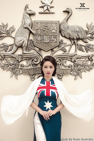 NTK Việt tung bộ ảnh Áo dài quốc kỳ độc đáo chào đón World Cup