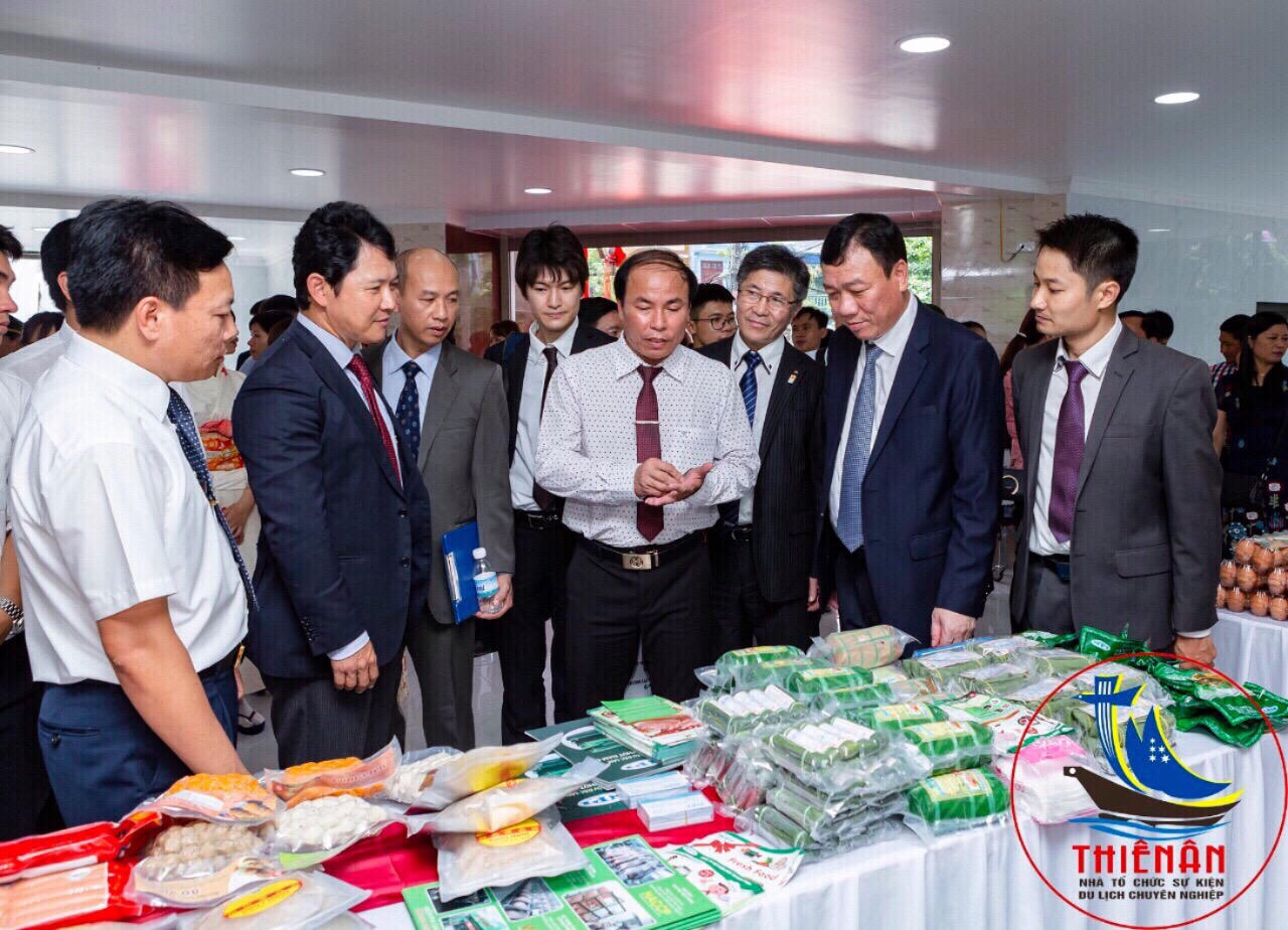 Chàng kỹ sư điện bỏ phố về quê khởi nghiệp làm giò