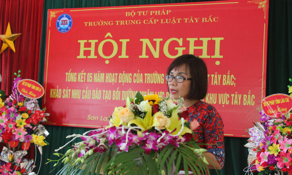 Thứ trưởng Đặng Hoàng Oanh: Trung cấp Luật Tây Bắc cần nâng cao chất lượng, thương hiệu