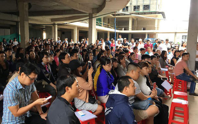 Khách mua nhà khốn khổ vì công ty địa ốc Hoàng Quân “hứa lèo”