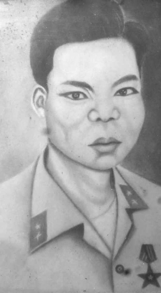 Tờ giấy báo tử xé đôi...