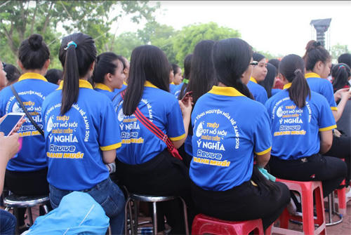 Mùa Hè Xanh và “Triệu giọt mồ hôi”