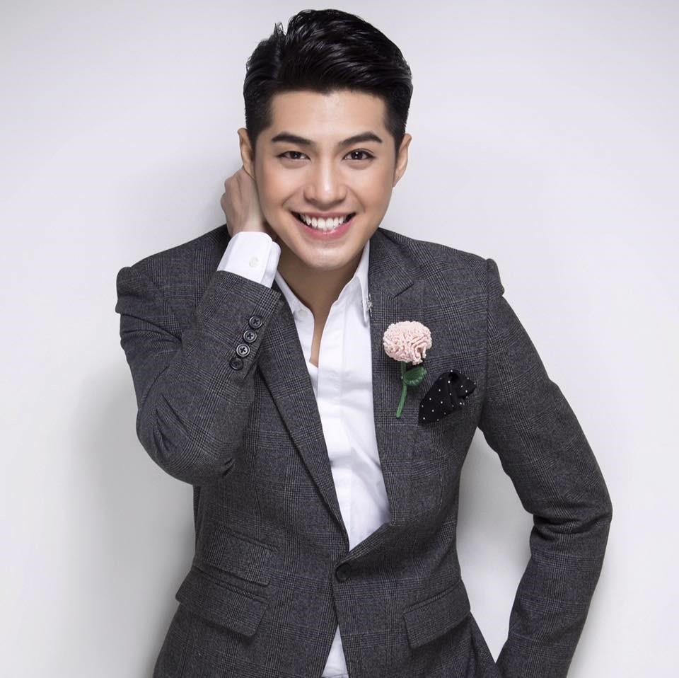 Mỹ Linh tặng 200 album gây quỹ từ thiện tại Ngày hội gia đình