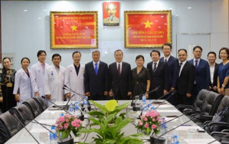 Bệnh viện Chợ Rẫy: Thực hiện tuyến đề án, ký hợp tác nâng cao chất lượng khám chữa bệnh