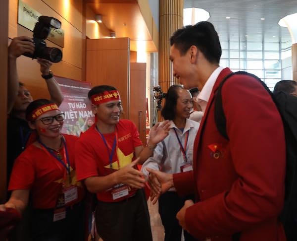 Đội tuyển Olympic Việt Nam đã về tới Hà Nội