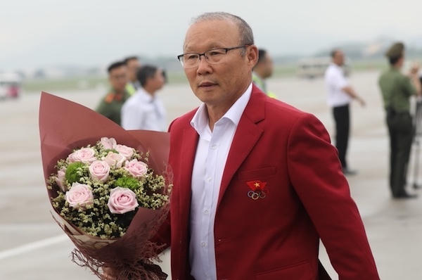 Đội tuyển Olympic Việt Nam đã về tới Hà Nội