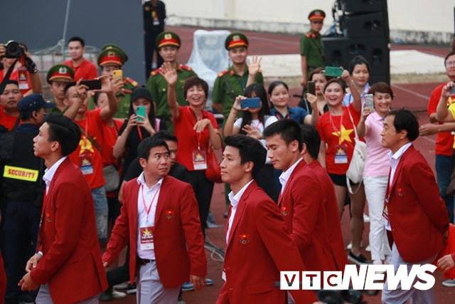 Khoảnh khắc ấn tượng lễ vinh danh những 'người hùng' ASIAD 2018 tại sân vận động Mỹ Đình