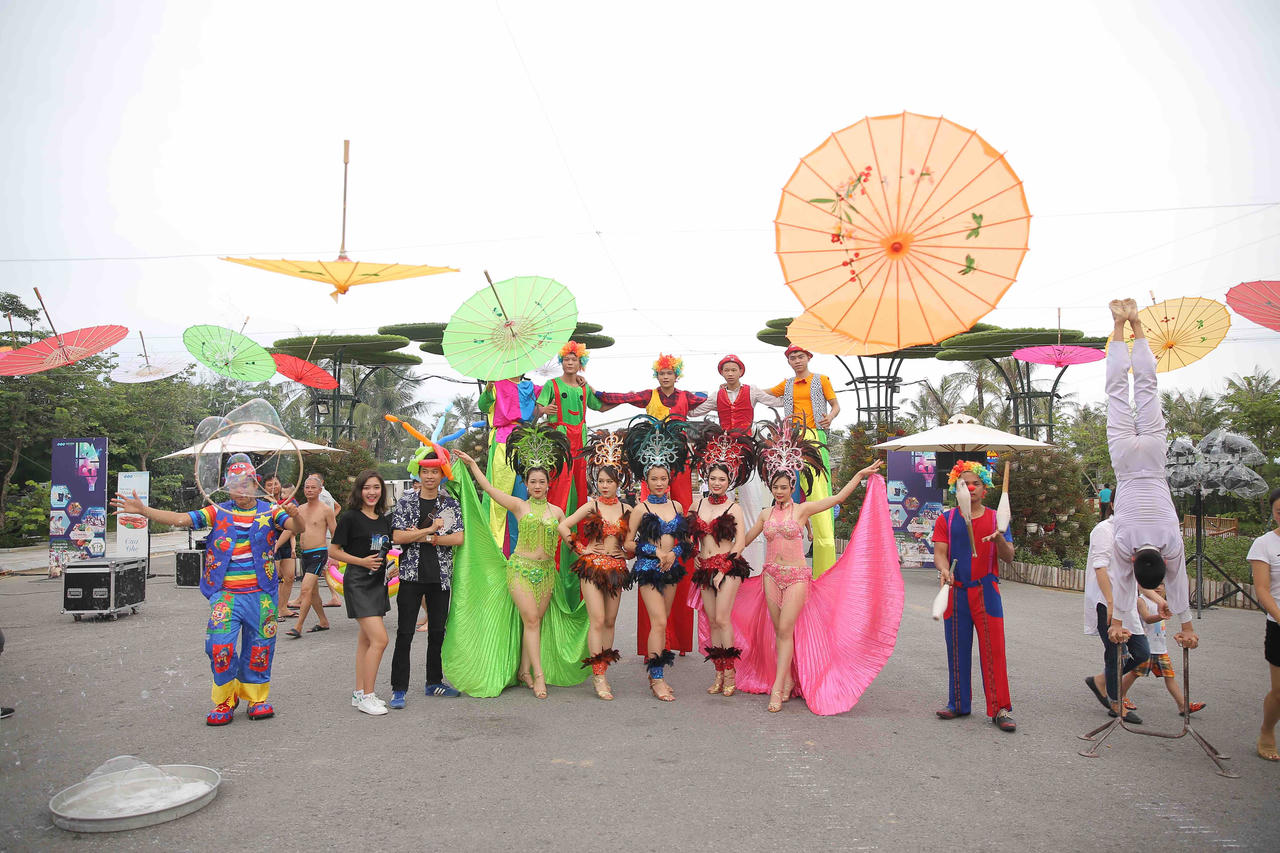 Phố đi bộ FLC Sầm Sơn gây ấn tượng với du khách trong dịp nghỉ lễ Quốc khánh 2/9