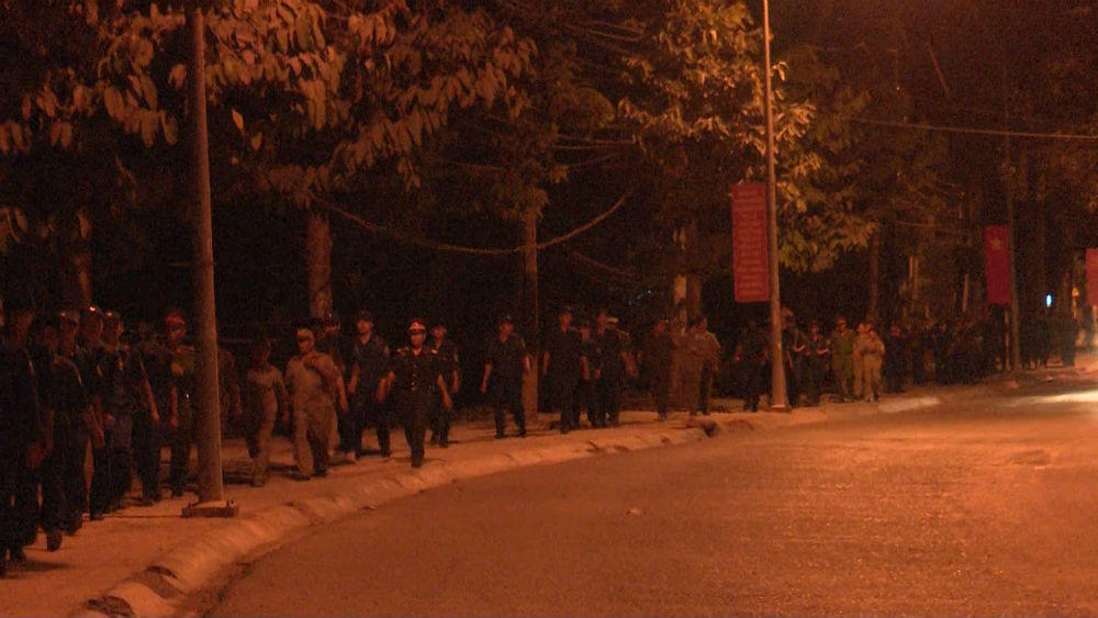 Rèn quân kết hợp tuần tra bảo vệ