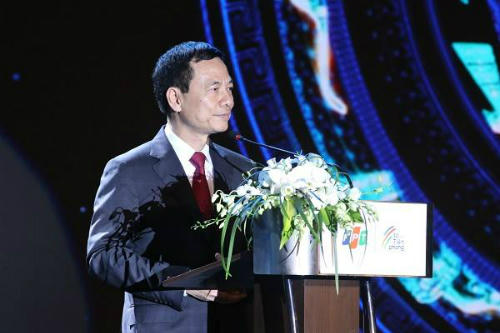 Tập đoàn FPT kỷ niệm 30 năm thành lập và nhận Cờ thi đua của Chính phủ