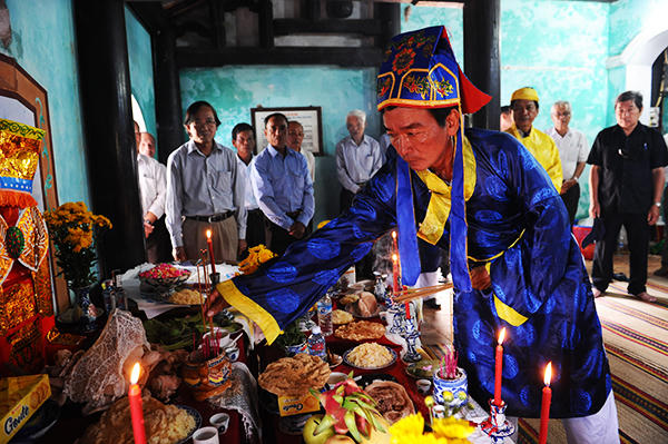 Cù Lao Chàm: Xứ sở huyết yến và đặc sản cua màu tím