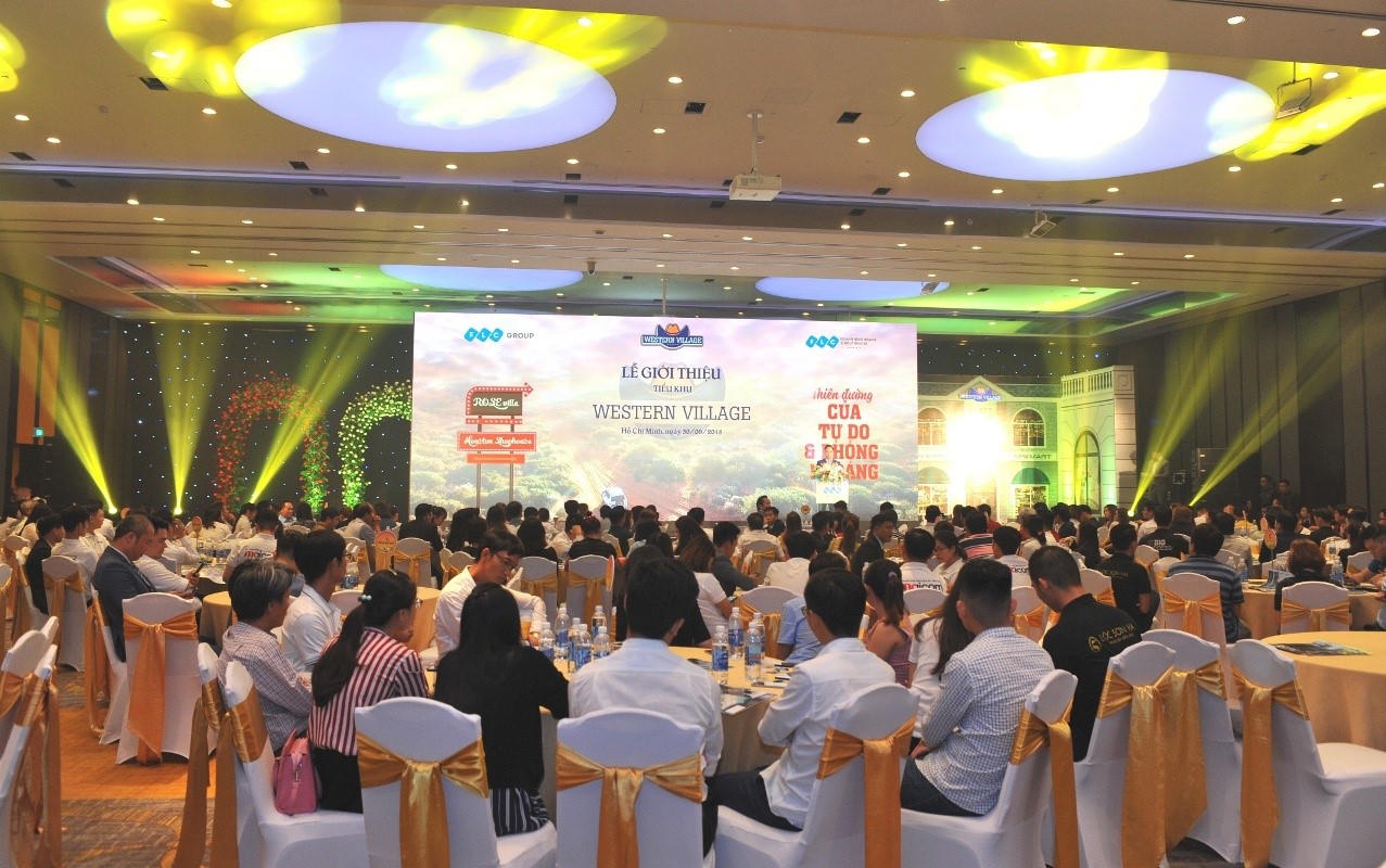 Ra mắt đồng loạt biệt thự, nhà phố Western Village khuấy động thị trường TP.HCM