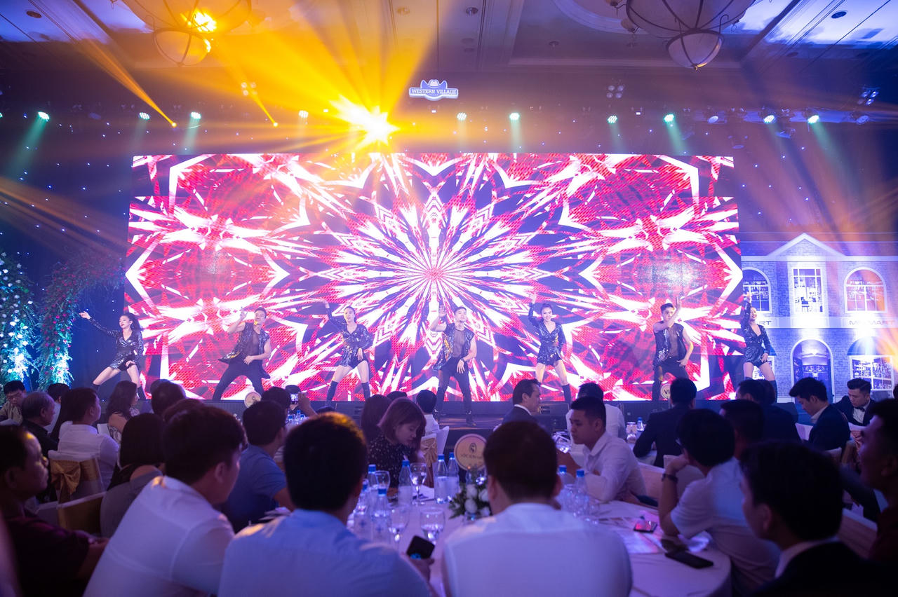 Western Village – FLC Quảng Bình tiếp tục hút mạnh dòng tiền