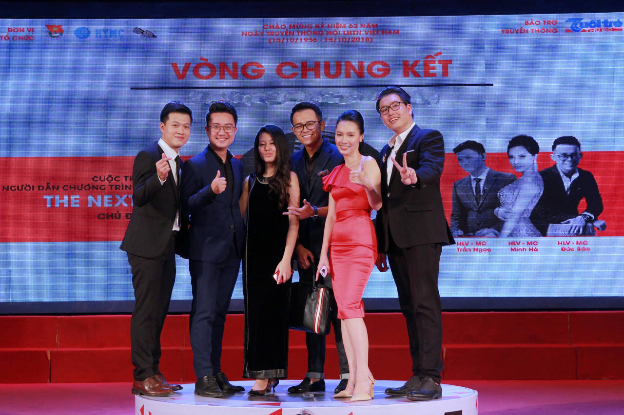 Top 6 Cầu Vồng MC làm giám khảo cuộc thi MC sinh viên