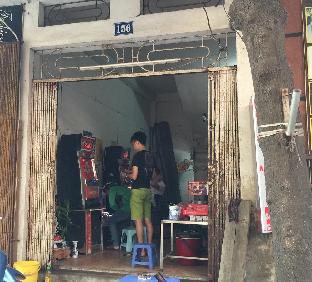 Cờ bạc đỏ đen “núp bóng” điện tử xèng