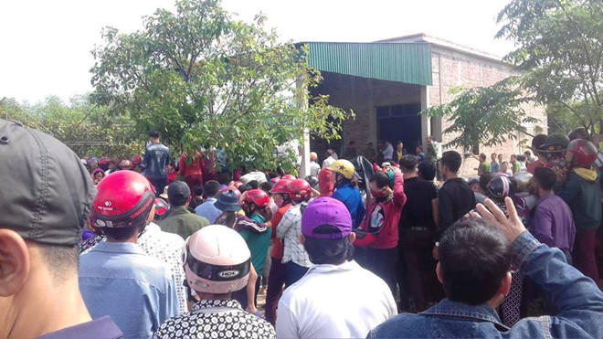 4 người cùng gia đình tử vong trong tư thế treo cổ