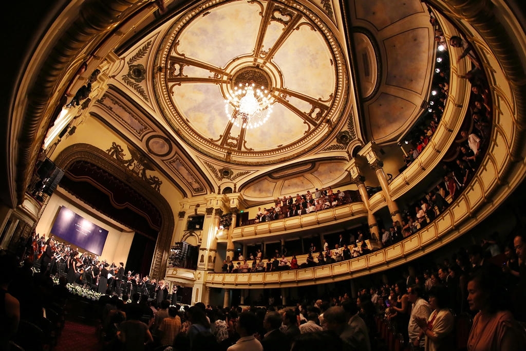 Nghệ sỹ piano hàng đầu nước Anh biểu diễn cùng Sun Symphony Orchestra tại Hà Nội