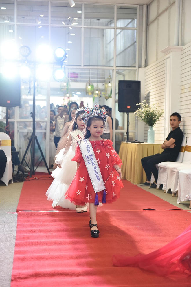 EllieVu Gala Fashion show và dự án hỗ trợ trẻ tự kỷ