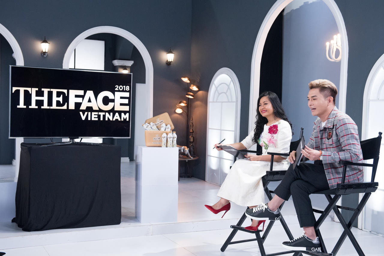 Bà Trần Uyên Phương, Phó TGĐ Tân Hiệp Phát bất ngờ làm giám khảo đặc biệt tại The Face