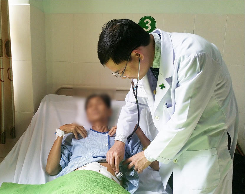 Điều trị thành công cho bệnh nhân bị táo bón hơn 20 năm vì đại tràng dài bất thường