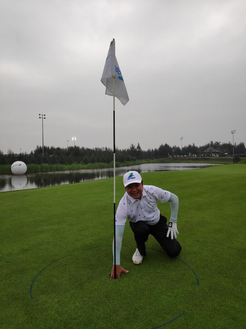 Xuất hiện Hole In One trị giá chục tỷ đồng tại Bamboo Airways Takeoff Golf Tournament 2018