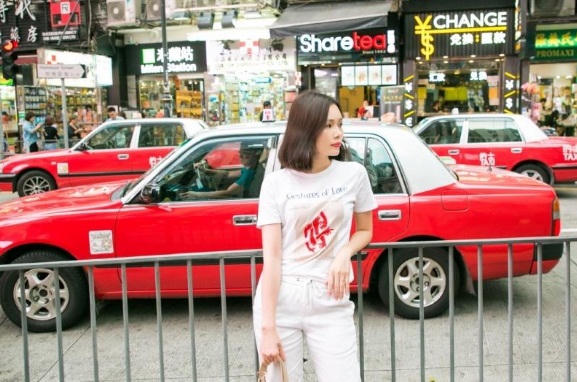 CEO Sarah Tú trẻ trung trong dòng chảy hiện đại