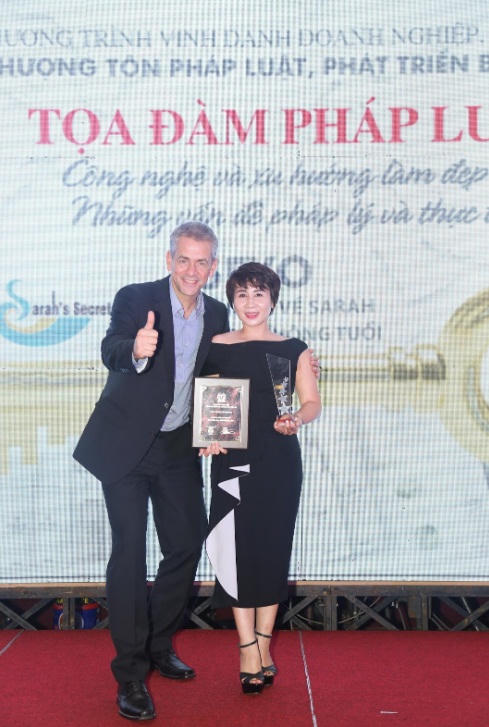 Mộc Phương Beauty & Clinic: Vinh dự đón nhận ngôi sao thẩm mỹ quốc tế xu hướng 4.0