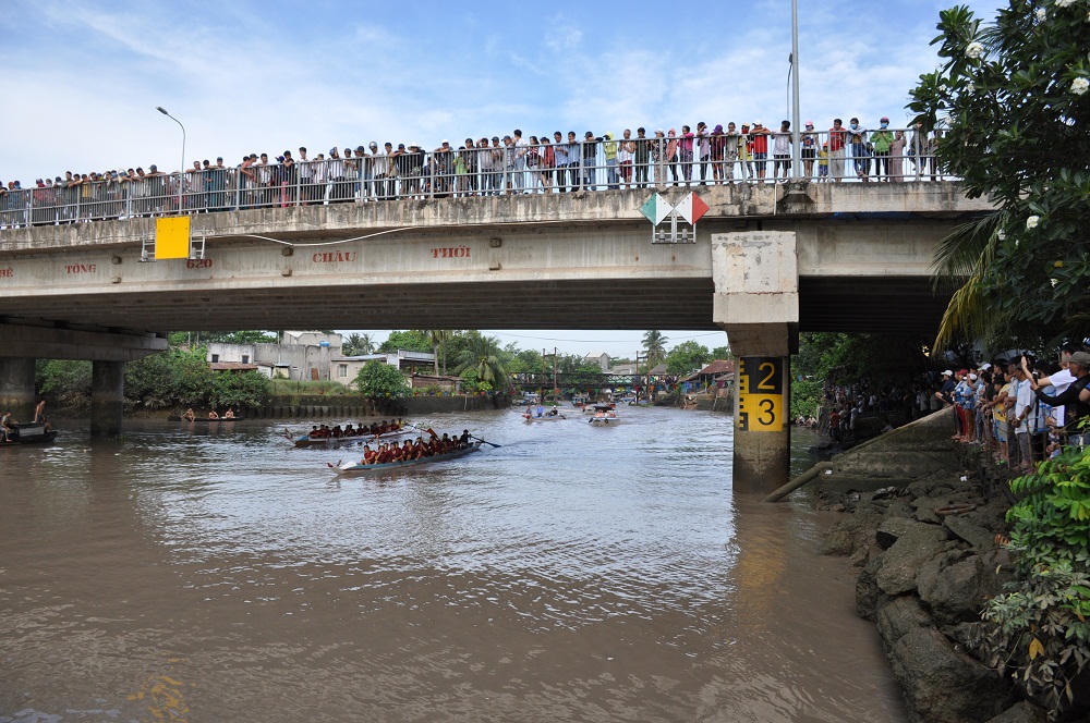Độc đáo lễ hội Trai Đàng làng Bến Gỗ