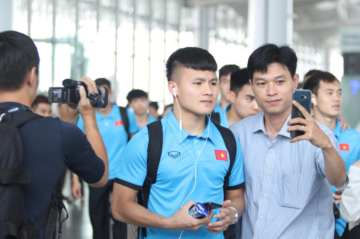 Tuyển Việt Nam sang Malaysia đá chung kết AFF Cup