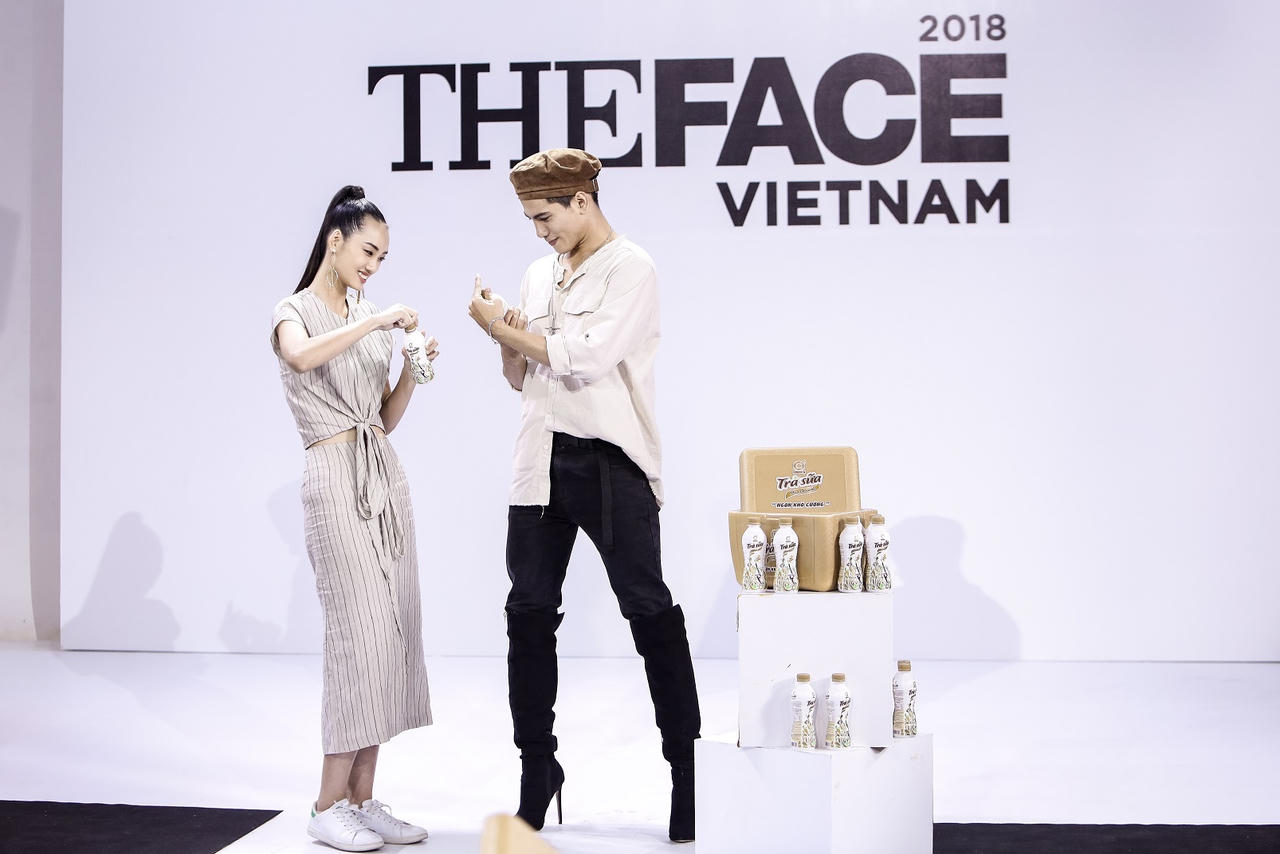 Tập 11 The Face gây sốc với bộ đôi giám khảo là các chuyên gia marketing nổi tiếng