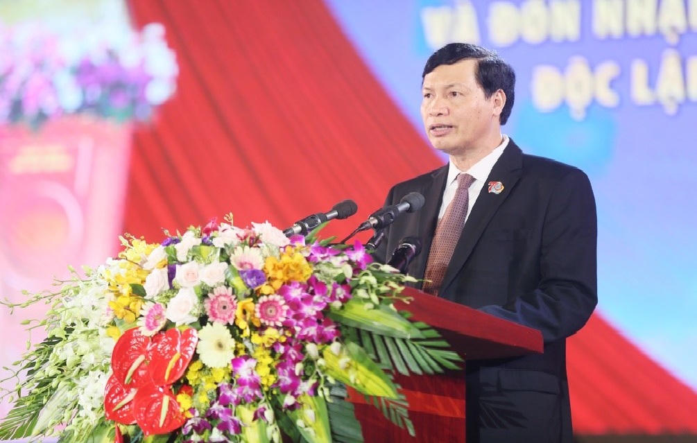 Vân Đồn phấn đấu trở thành cực tăng trưởng mới của Vùng kinh tế trọng điểm Bắc Bộ