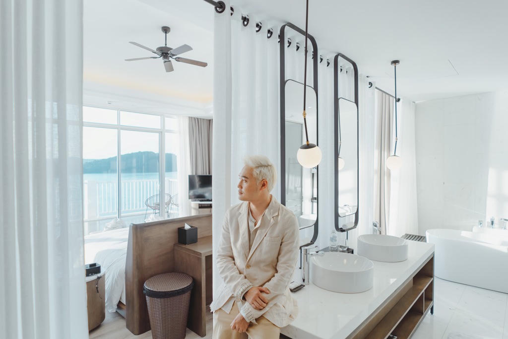 Ca sĩ Quang Vinh chia sẻ bí quyết du lịch tại Bãi Kem, Mũi Ông Đội ở Nam Phú Quốc