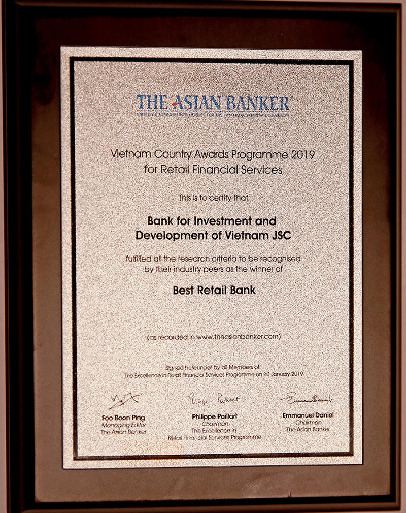 BIDV - “Ngân hàng Bán lẻ tốt nhất Việt Nam” 5 năm liên tiếp