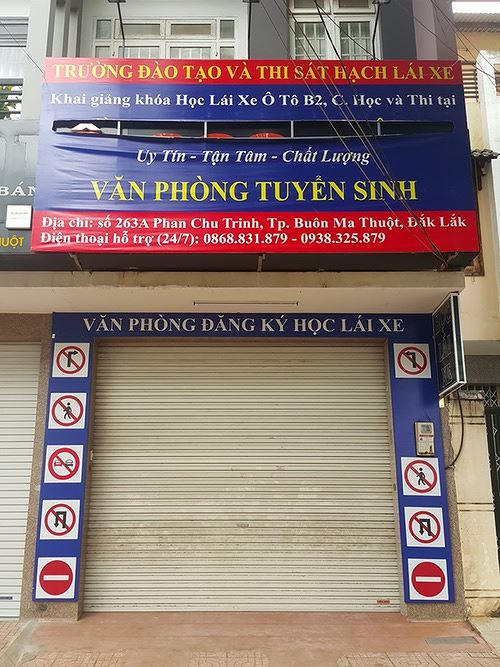 Hàng trăm người mất tiền oan vì trung tâm dạy nghề lái xe mạo danh Bộ Công an 