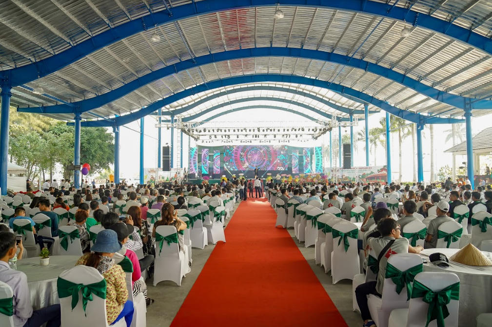 Khang Thông khai mạc "Hội xuân văn hóa du lịch Happyland 2019" và mở cửa khu văn hóa Việt Nam