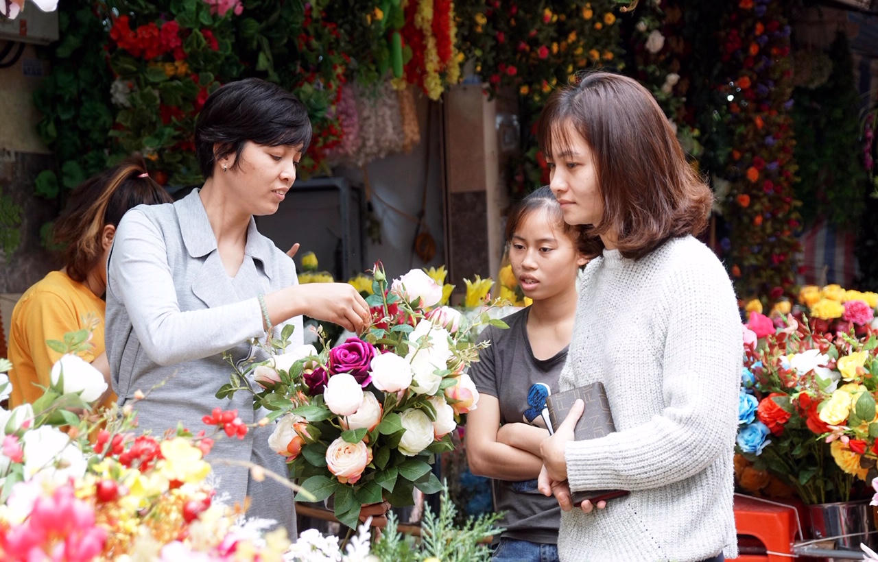 Hương vị Tết xưa ở chợ hoa nổi tiếng Hà Thành