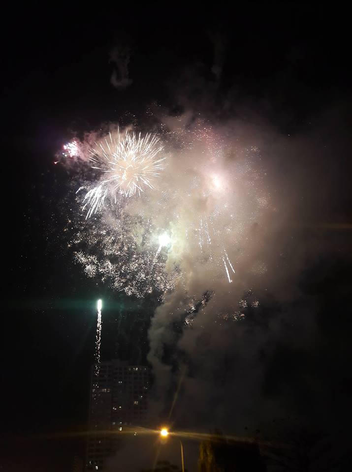 Cả nước tưng bừng đón giao thừa xuân Kỷ Hợi 2019