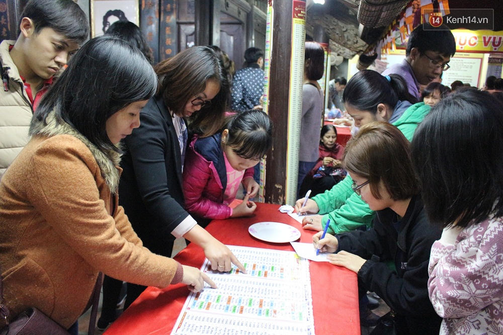 Dâng sao giải hạn hay mang tiền 'vỗ béo' cho 'pháp sư'?