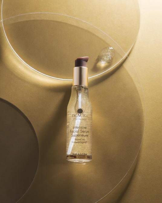 Mỹ phẩm DeAura và nghệ thuật ‘’dối lừa’’ của phụ nữ