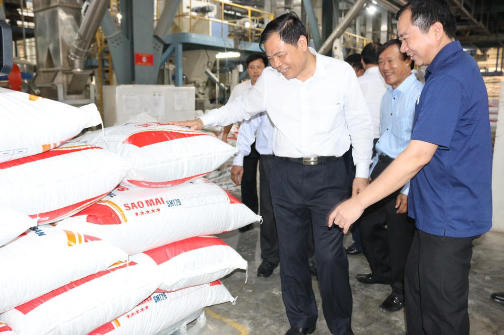 Đoàn công tác Bộ NN&PTNT cùng lãnh đạo 2 tỉnh An Giang, Đồng Tháp “xông đất” Tập đoàn Sao Mai