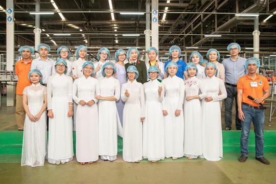 Tân Hiệp Phát lần thứ 8 đồng hành cùng giải thưởng Quả cầu vàng - Ảnh 4. Tân Hiệp Phát lần thứ 8 đồng hành cùng giải thưởng Quả cầu vàng - Ảnh 4.