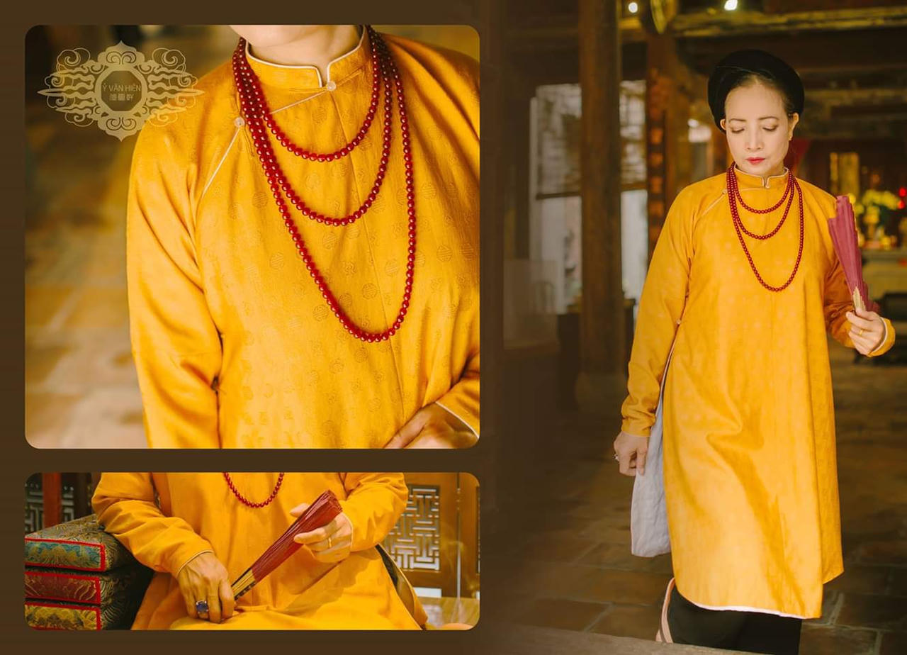 Chàng trai 9x đắm say… tà áo cổ