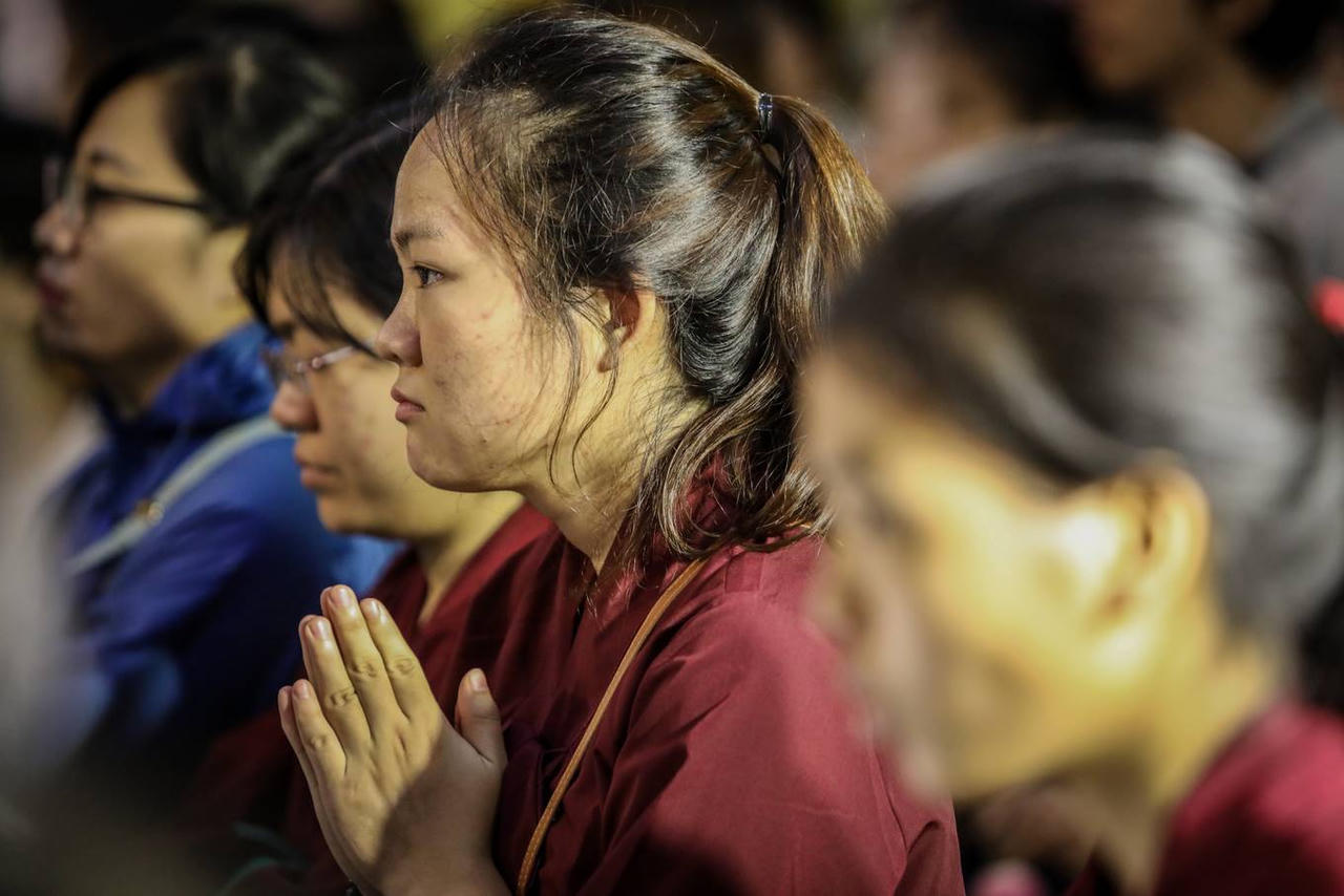 Đức Gyalwang Drukpa nói chuyện với hơn 300 bạn trẻ về bảo vệ môi trường