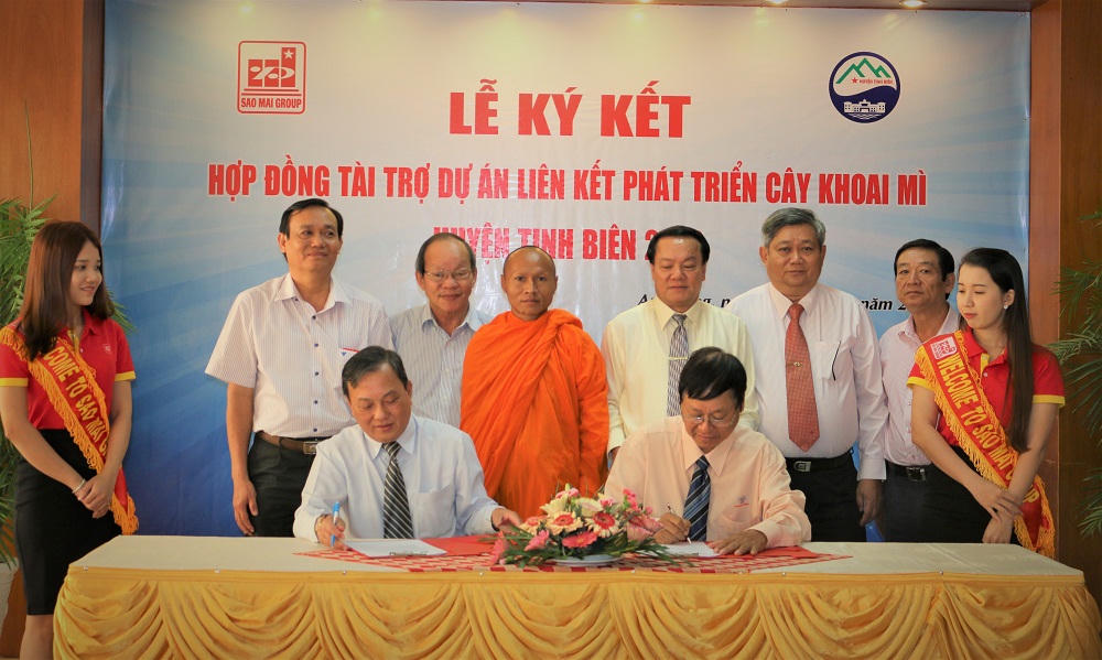 Phủ xanh trên vùng đất khó