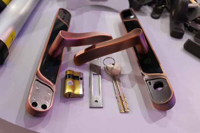 Vietbuild Hà Nội 2019: Aseanwindow, điểm đến lý tưởng cho ngành vật liệu xây dựng - Ảnh 8